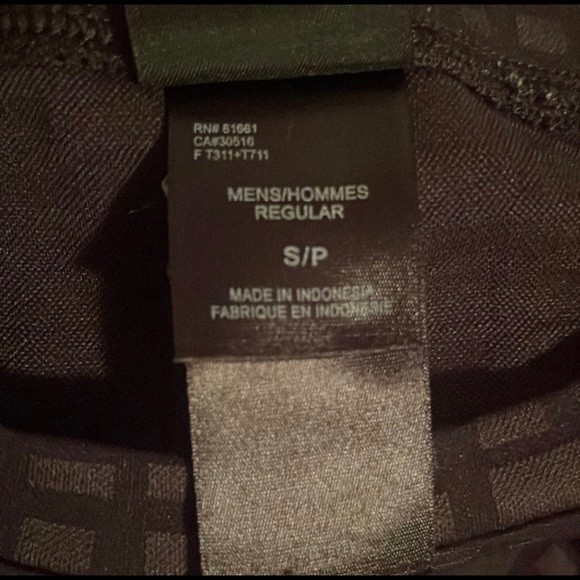 The North Face Grid Long Sleeve Tee - Picture 7 of 7